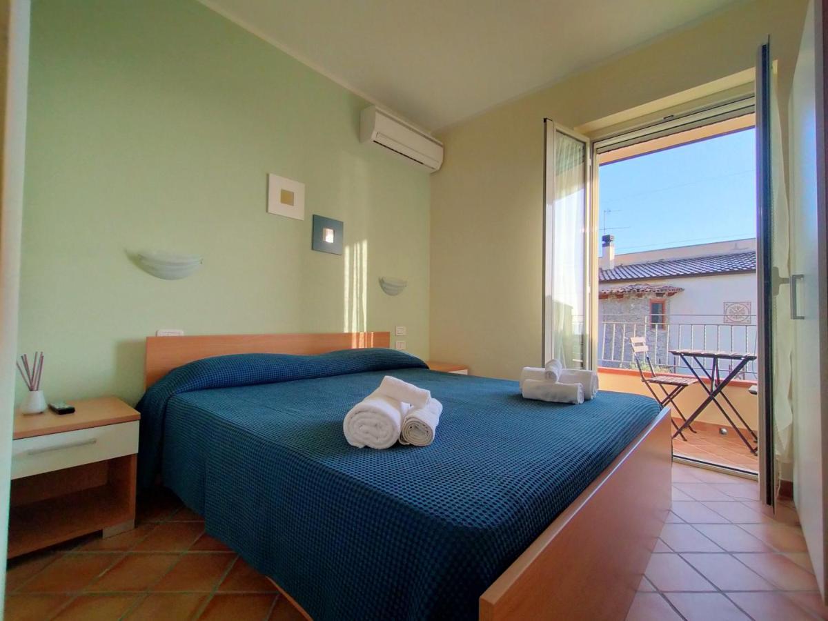 B&B Villa Degli Ulivi Praia a Mare Exteriör bild