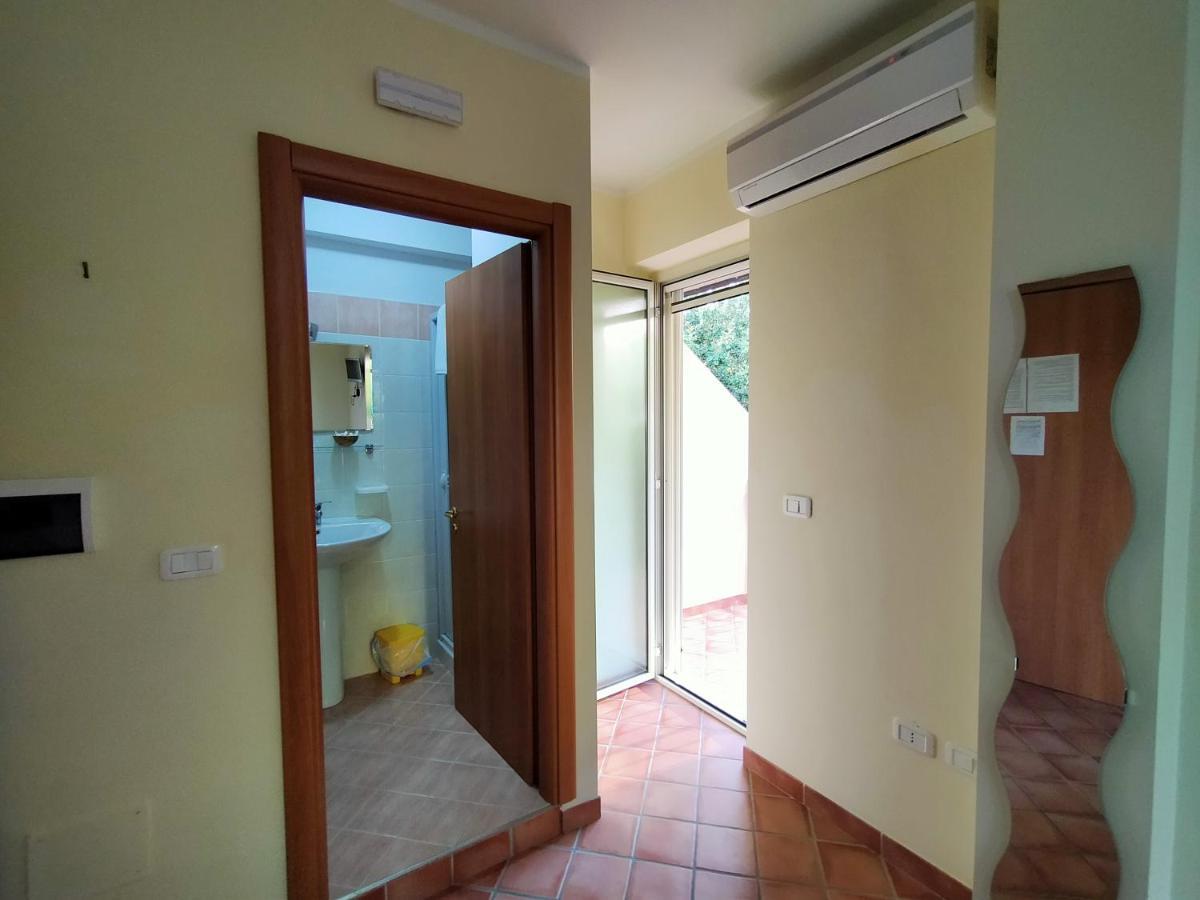 B&B Villa Degli Ulivi Praia a Mare Exteriör bild
