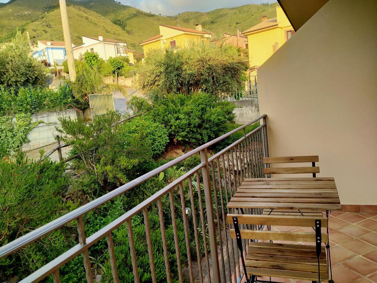 B&B Villa Degli Ulivi Praia a Mare Exteriör bild
